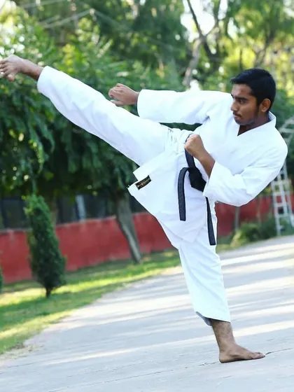 A clean, powerful side kick is about more than just leg strength. It requires balance, flexibility, and precise technique, all of which are central to my karate training sessions.