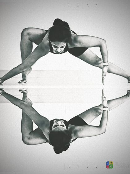 Richa Kumar - Yoga for Strength, Flexibility & Power Deep Flexibility: Heart & Hip Openers photo 15