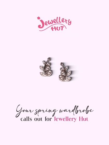 Your spring wardrobe calls for these delicate, leaf-inspired studs. They add a touch of nature-inspired elegance to any outfit.