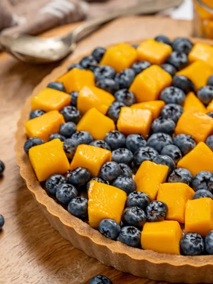 I went there, and it’s a combo worth talking about. My Chocolate Pudding Tart topped with sweet Alphonso mango and tart blueberries is a unique and delicious twist you have to try.