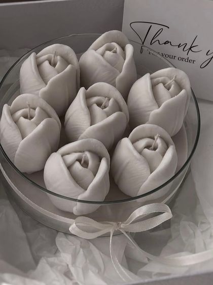 Blooming Creations: Floral & Botanical Candles photo 17