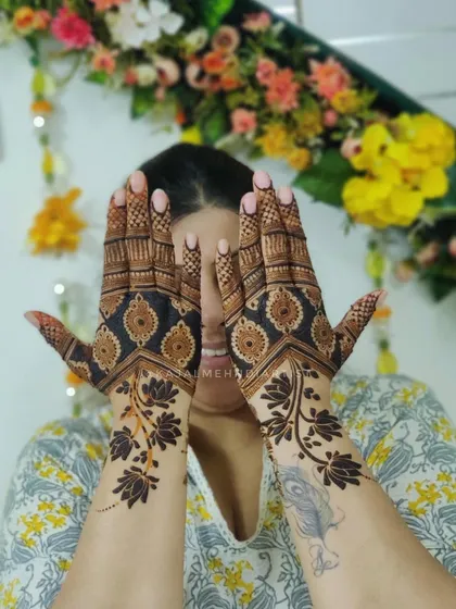 A creative backhand design with a mix of mandala and floral vine elements, perfect for any celebration.