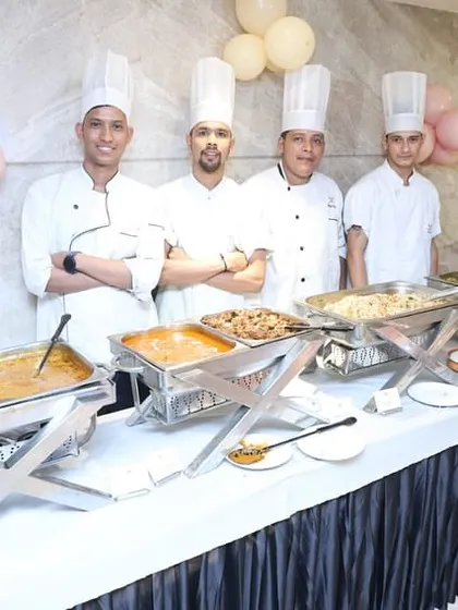 As full-service event planners, we also manage all food and beverage needs. Here, our professional catering partners are ready to serve a delicious buffet spread, ensuring a seamless dining experience for your guests.