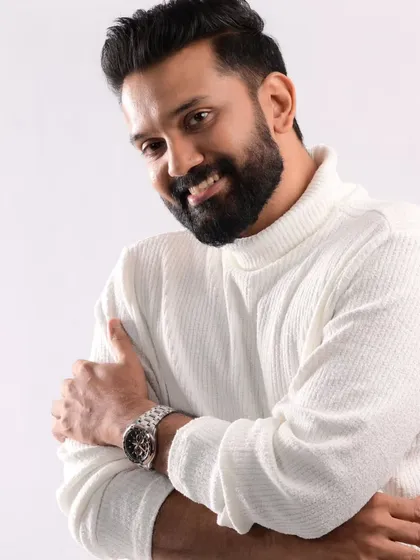 A warm and friendly portrait from the "White Series" shoot. The focus is on a healthy skin look and perfectly groomed beard.