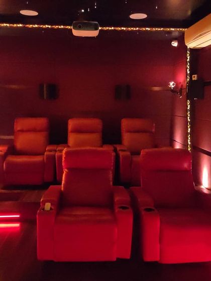 Bluewave Home Theaters - Home Theater & Cinema Room Solutions Modern & Dynamic Theaters photo 11