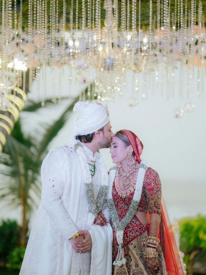 Grand Varmala Ceremonies photo 38