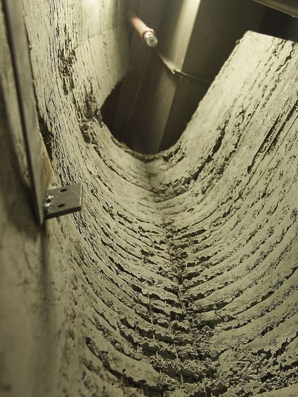 Sculptural Retail Interiors photo 4