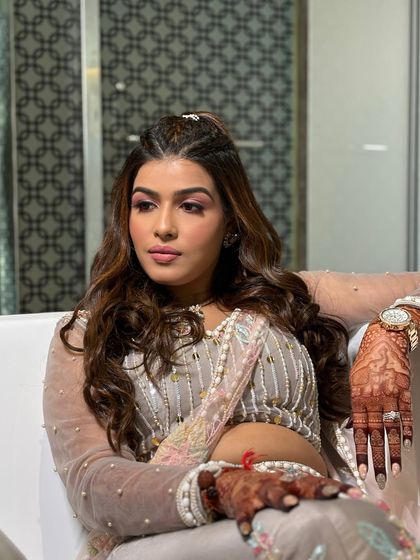 Modern Glam & Reception Looks photo 18