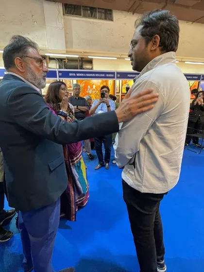 A candid moment of conversation and encouragement from Boman Irani sir. These interactions are a cherished part of my artistic journey.