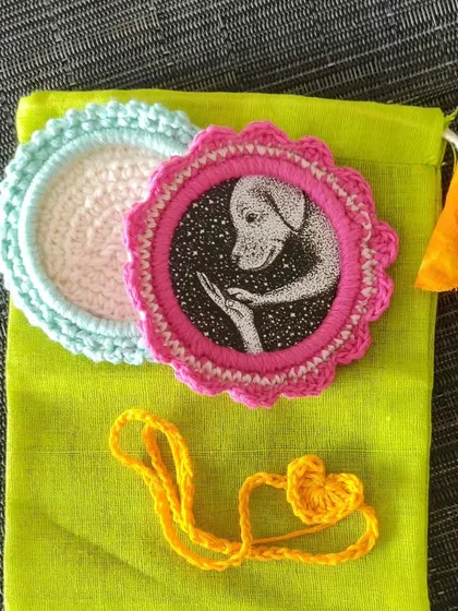 Another Rakhi goodie bag option, this time with beautiful crochet-edged photo frames. A perfect way to include a cherished memory in your gift.