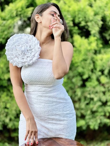 Surabhi Designer Collections - Occasion Wear Rental & Custom Design Glamorous Gowns & Dresses photo 18