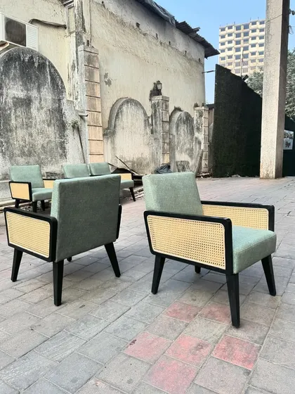Another view of the lounge chair set.