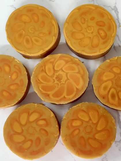 A second batch of the turmeric ghost swirl soaps, showing my progress with the technique.