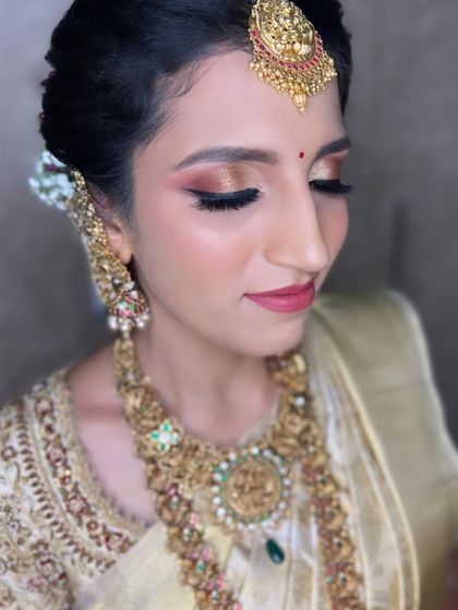 Aanchal Balaraj - Bridal Makeup & Hairstyling Muhurtham & Traditional Bridal Looks photo 48