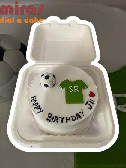 Miras Dial A Cake - Cupcakes & Individual Desserts Bento Cakes: For Intimate Moments photo 5