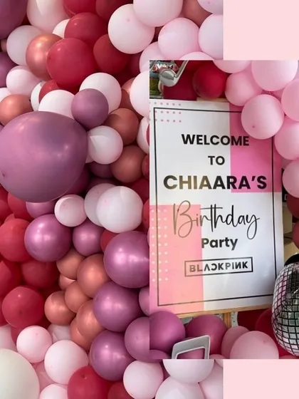 A personalized welcome sign for Chiaara's Blackpink party, setting the stage for a stylish and fun-filled event.