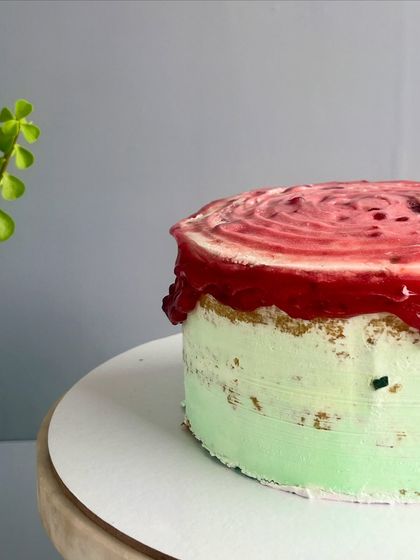 This Raspberry Basil Naked Cake is light, fresh, and full of surprises. I use a soft basil vanilla sponge, layers of white chocolate whipped cream, and a tangy raspberry compote for a truly unique flavour.