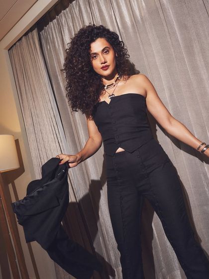 Power Dressing & Red Carpet Glam photo 6