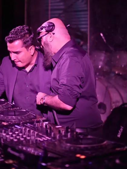 When I lean in, it’s not for gossip, it’s for showtime strategy. Timing the next drop, syncing with the Basti Crew, and controlling the crowd. This is real-time magic.