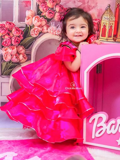 Peeking out of her very own Barbie box. This is such a fun and interactive prop that always brings out the biggest smiles.