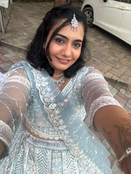 A selfie from a happy client wearing our powder blue lehenga and matching jewellery. It’s great to see customers enjoying their rented outfits.