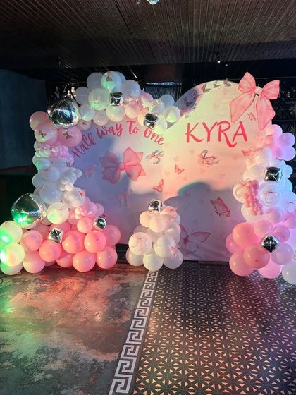 Enchanted Worlds: Gardens, Mermaids & Unicorns photo 19