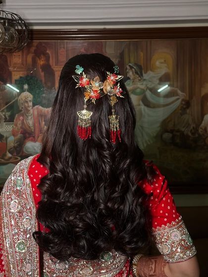 Flowing Waves & Curls photo 34