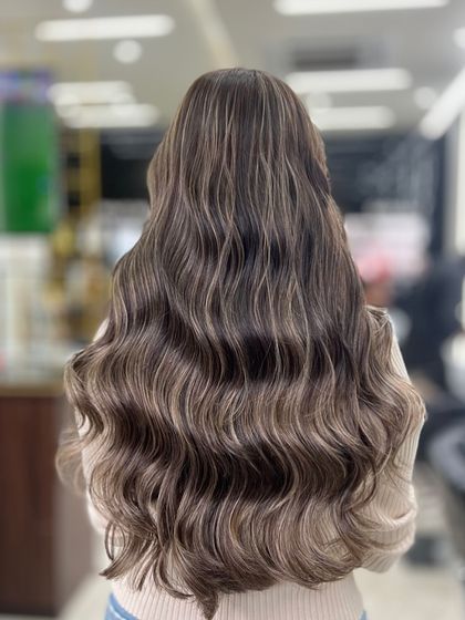 Embracing the ice with my cool blonde hair. This balayage creates a beautiful, multi-dimensional look with cool, icy tones.