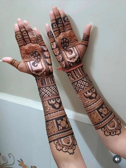 Kanha Mehandi - Bridal Mehndi Intricate Hand Designs photo 15
