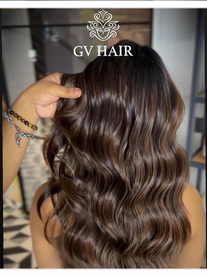 When you go for a hair color change, and I nail it. This glossy, rich brown is absolute perfection.