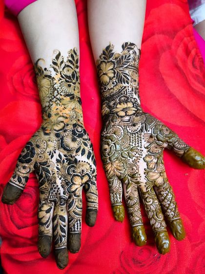 Hajira Mehendi Artist - Mehndi Artist Services Modern & Minimalist Designs photo 85