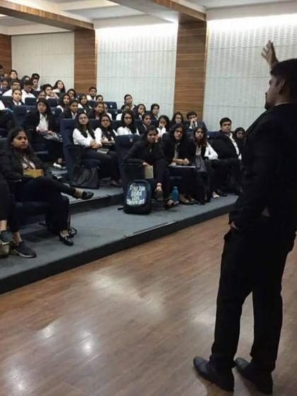 A memory from a past speaking engagement, addressing a classroom of law students and sharing practical advice on litigation.