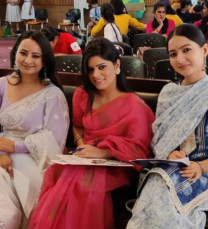 Seated with my co-judges at "Thirkan’23". Sharing the panel with fellow artists provides a comprehensive and balanced perspective for the adjudication process.