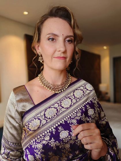 Timeless Glam for Family & Guests photo 23