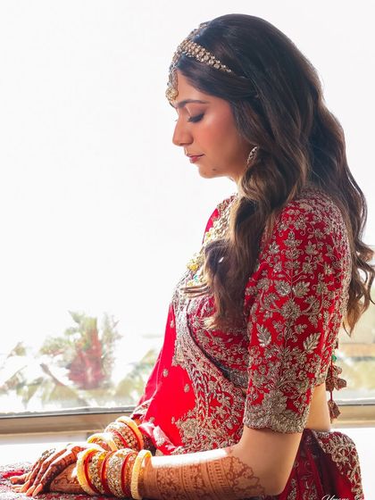 Timeless Red Brides photo 13