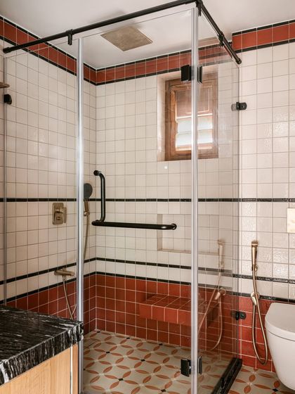 Statement Bathrooms & Powder Rooms photo 33