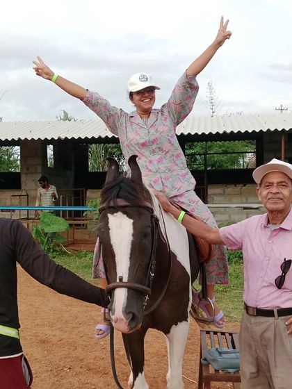 A vibrant weekend spent petting animals. I am an animal lover and enjoy spending time in nature.