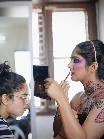 Rivaaz by Komal - Custom & Specialty Henna Art Creative Body Art & Colored Henna photo 6