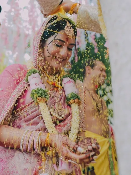 The Akshata Talambralu is a moment of pure blessing and joy. I aim to capture the dynamic energy and beauty of these sacred South Indian wedding rituals, preserving the memory for years to come.
