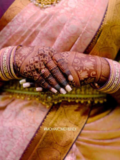 Mohak Mehendi - Professional Mehndi Artistry The Richness of the Stain photo 9