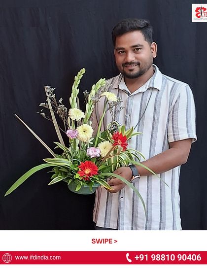 A proud start for another student in our Pune course. His first design combines bright gerberas with delicate fillers, showcasing a natural talent that we will nurture over the coming months.