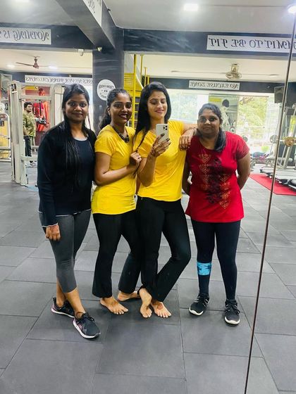 The ladies and I, all matching in yellow. We bring the sunshine to our workouts.