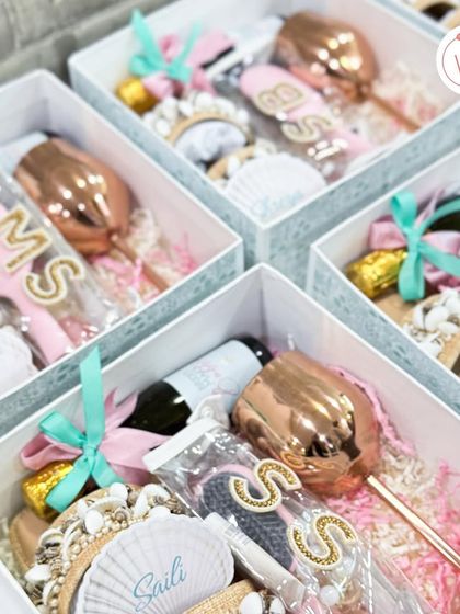 For the Bride's Tribe: Proposals & Bachelorette Fun photo 22