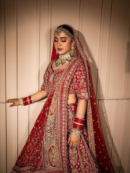 Looks Salon - Makeup Services Bridal Transformations photo 16