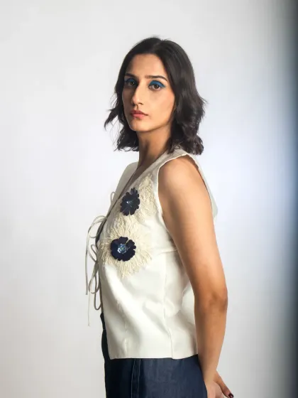 I love bringing a creative brief to life with bold, conceptual makeup. This look for a denim collection features a sharp, graphic blue eyeliner, showing my ability to execute distinctive styles for fashion editorials that need to make a statement.