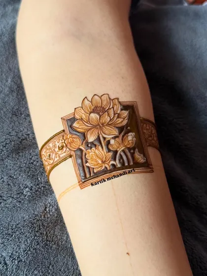 Another view of the lotus arm band, showing its clean lines and elegant placement. It's a perfect example of our modern design capabilities.