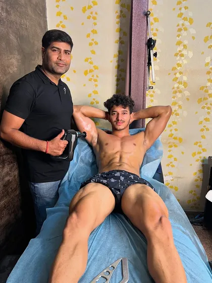 With professional athlete Kartik, who is relaxed after his session.