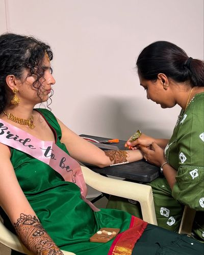 Mehendi Art Classes