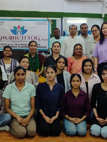 A group photo with the participants of our PCOD and PCOS workshop. It's empowering to see so many people taking charge of their health and seeking knowledge to heal naturally.