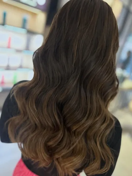 New hair. This classic highlight look was achieved with back-to-back foils for a bold and beautiful result that meets all the hair color goals.